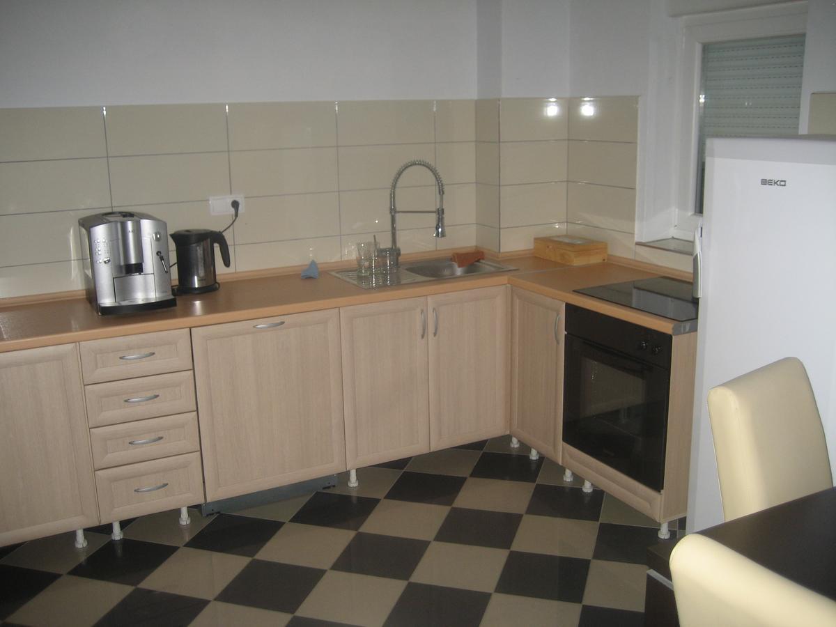 Guest House Vila Mimoza อุลซิน ภายนอก รูปภาพ