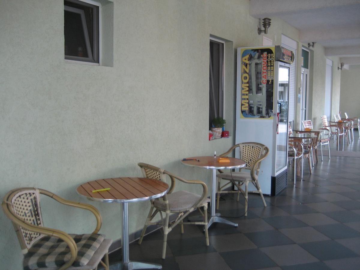 Guest House Vila Mimoza อุลซิน ภายนอก รูปภาพ