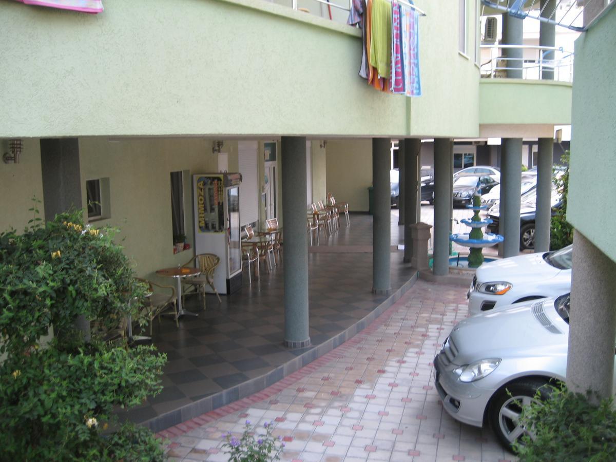 Guest House Vila Mimoza อุลซิน ภายนอก รูปภาพ